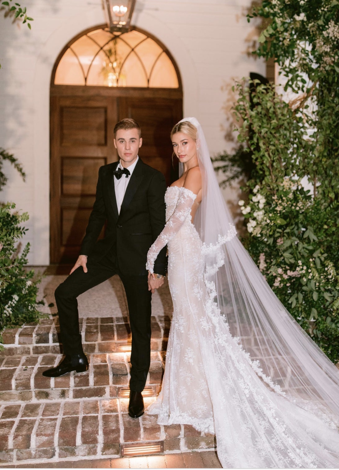 Get The Look Hailey Bieber s Wedding Dress Stella s Bridal